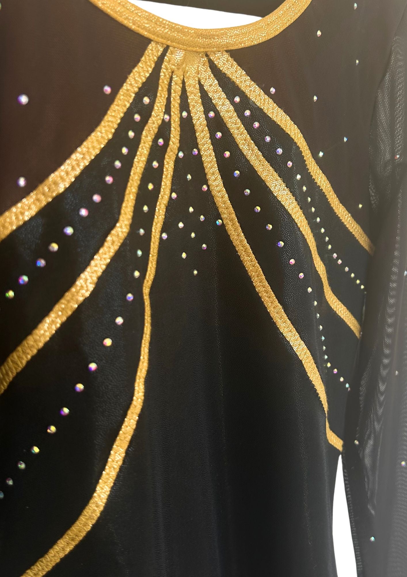 black & gold leotard for gymnastics competitions and training, shiny, cheap, gymnast