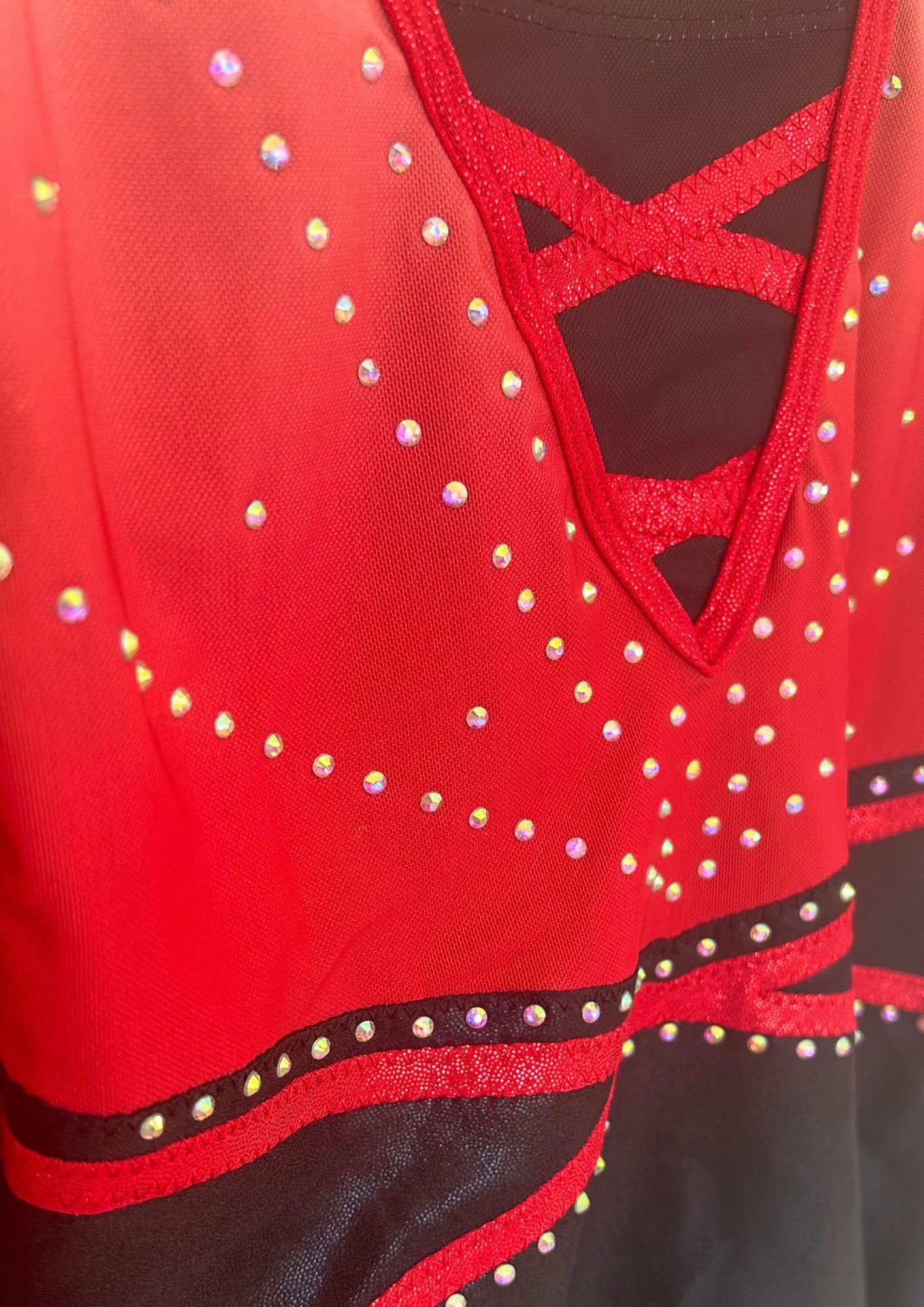Red gymnastics leotard for girl, cheap, comfortable, shiny